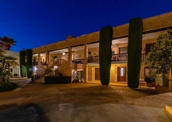 Hotel familiar: Hotel Riad Arruzafa