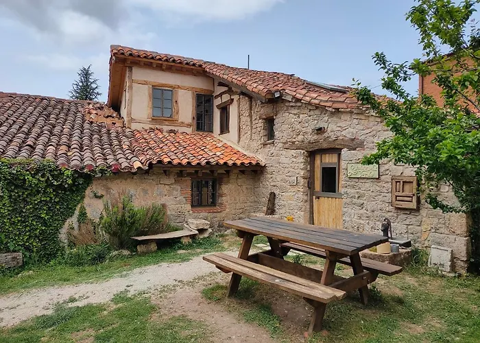 Albergue: La plazuela verde