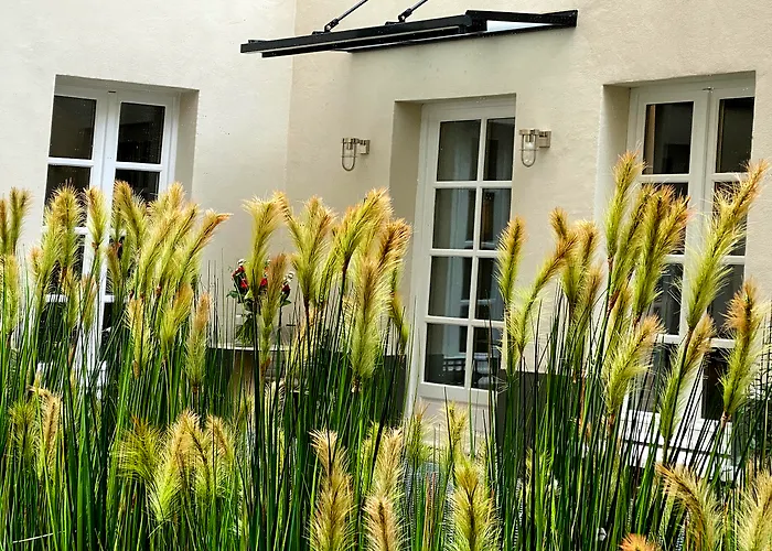  La Lanterne & Spa By Timhotel