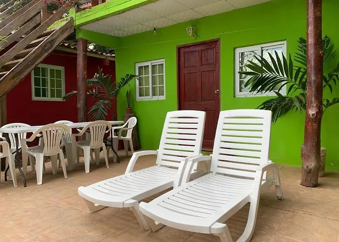 Hostal Aguas Verdes