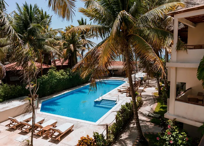Petit Lafitte Beach Front & Bungalows