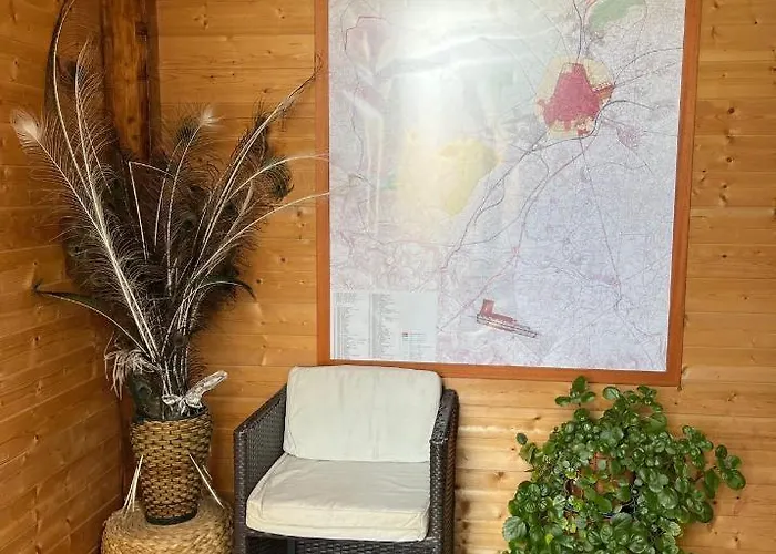 Hotel cerca del colegio: Hostal Cabañeros