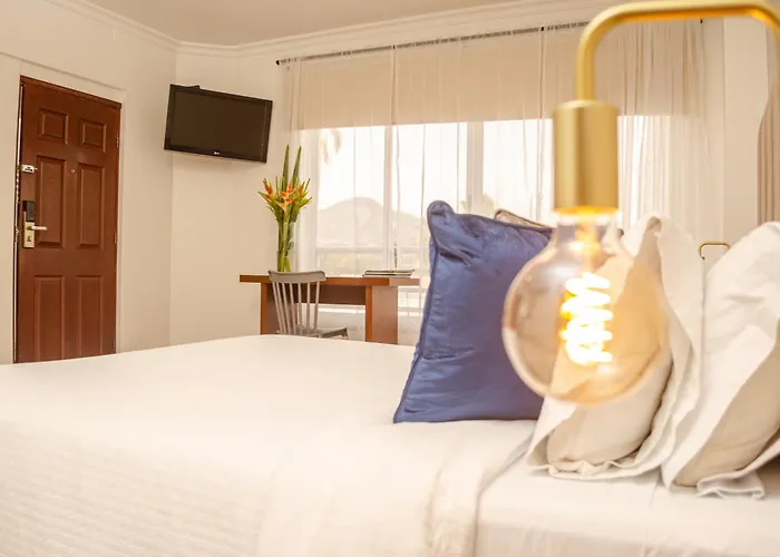 Hotel Castellana Real Cali