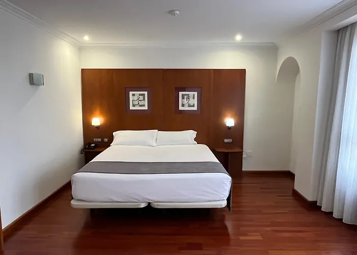 Hotel con piscina: Hotel Gran Regente