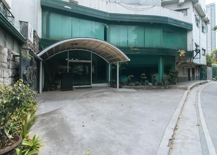 Garden Plaza