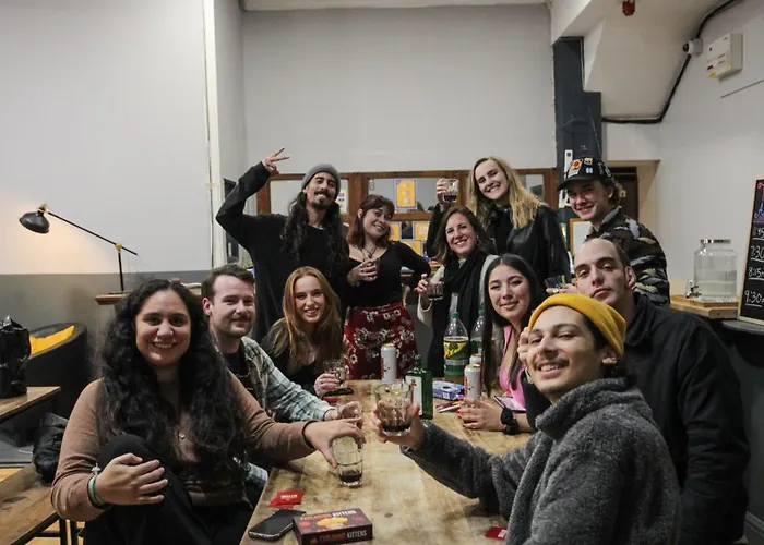 Hotel cerca del colegio: Onefam Waterloo 18-36 Years Old