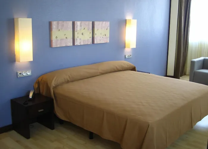 Hotel Puerta de Ocaña