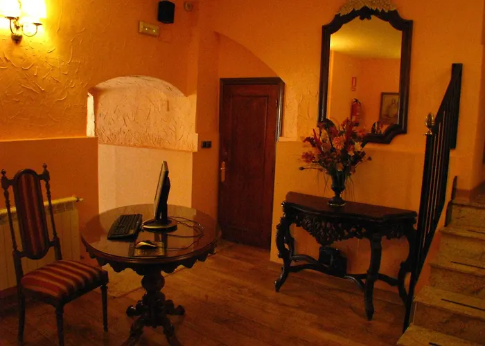 Hotel céntrico: Hotel Don Carlos Cáceres