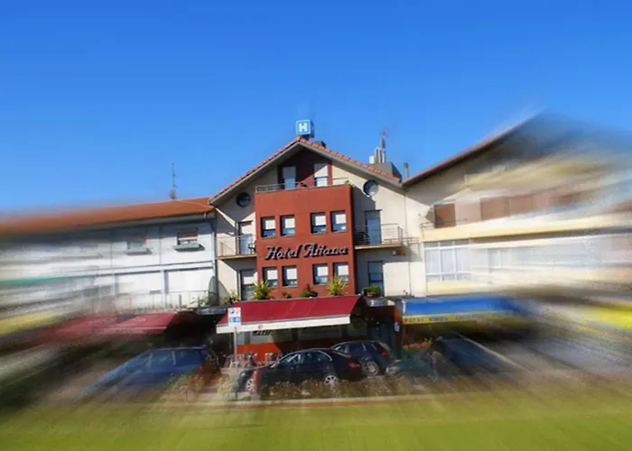 Hotel con tenis: Hotel Aitana