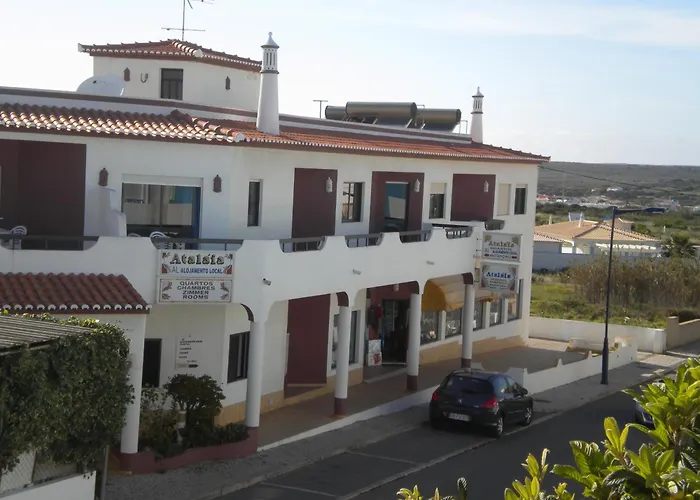 Apartamentos E Quartos Atalaia