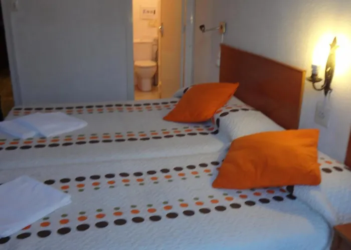  Hostal Lima