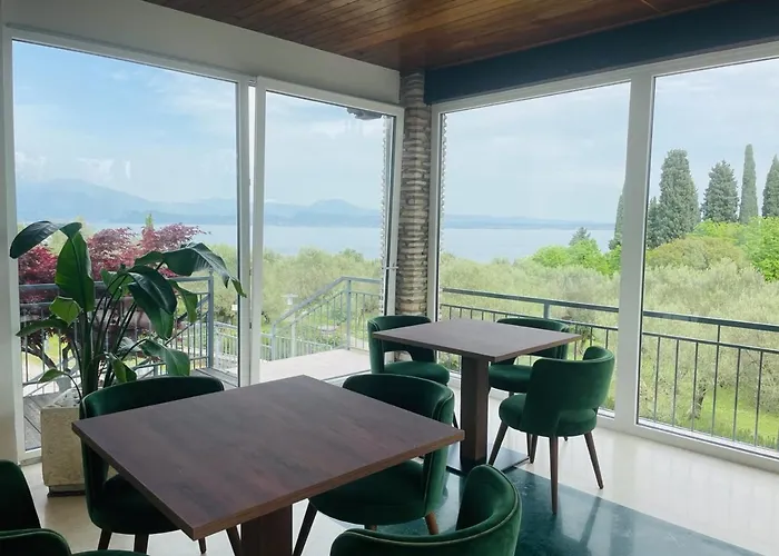 Hotel con vistas: Hotel Mon Repos