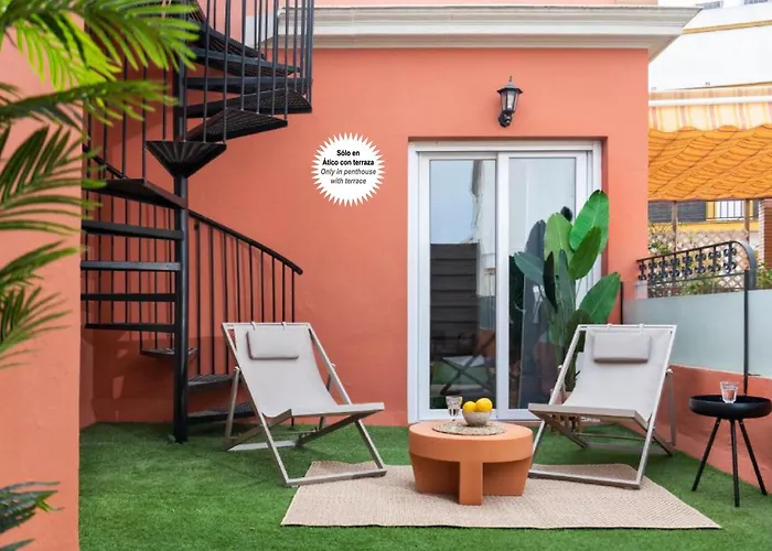 Hotel cerca del colegio: Suites Santas Patronas, Maestranza
