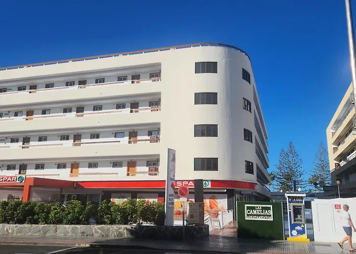 Las Camelias Apartments