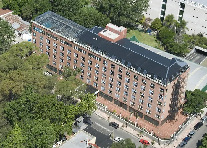  Ramada By Wyndham Buenos Aires