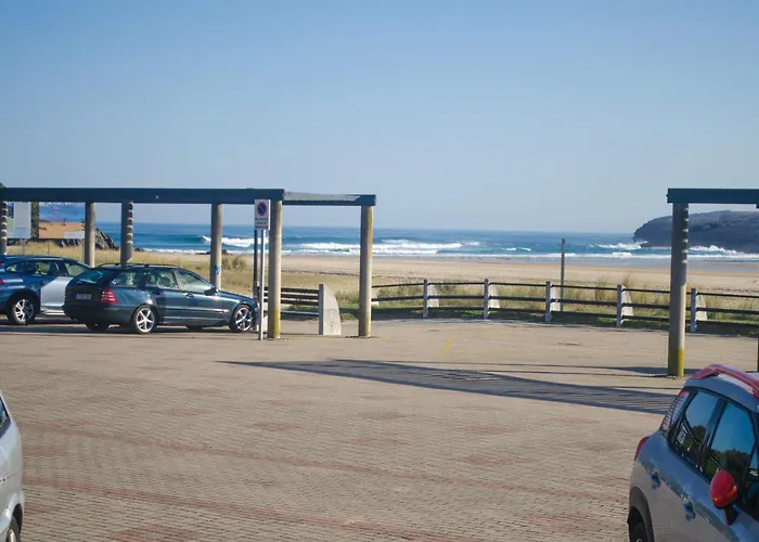 Hotel cerca del colegio: Camping Playa de Ajo