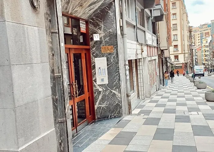 Hotel cerca del colegio: Oh My Home Bilbao