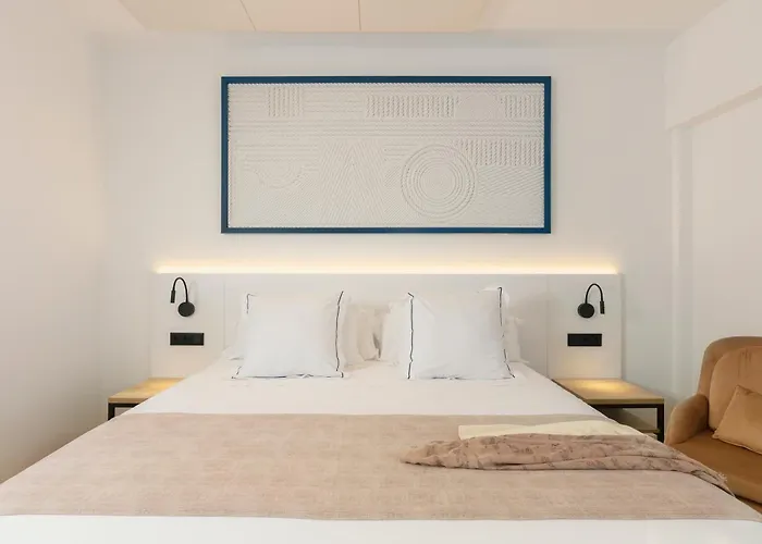 Hotel de 3 estrellas: Hotel Rovira