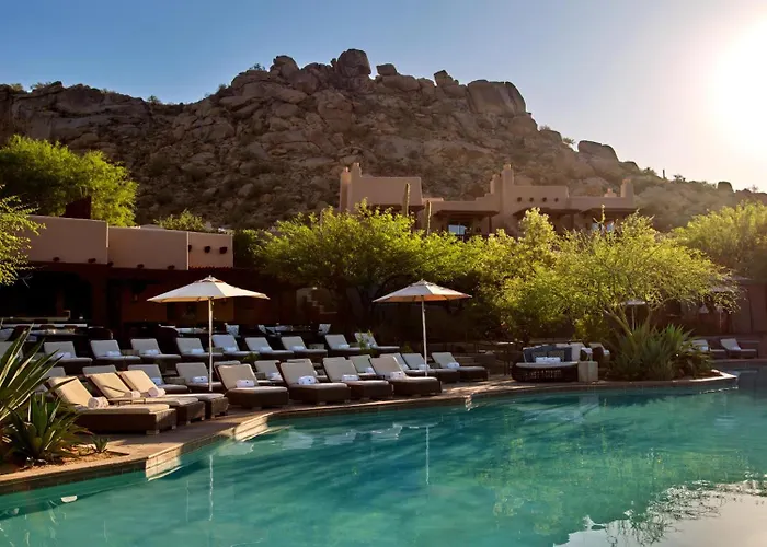 Hotel con tenis: Four Seasons Resort Scottsdale At Troon North