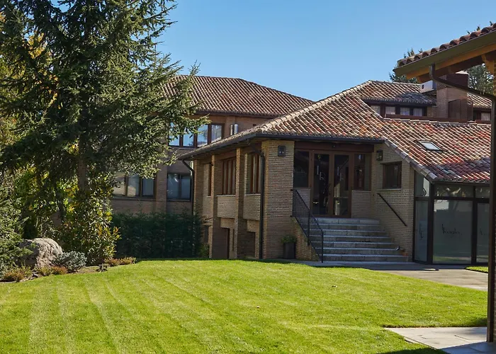 Hotel barato: Los Rosales Hotel