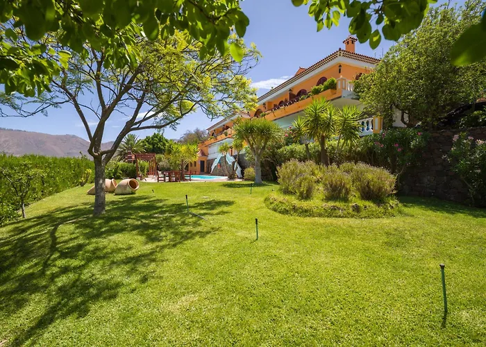 Hotel cerca del colegio: Chalets Rurales Bentayga