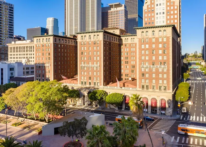 Hotel familiar: The Biltmore Los Angeles