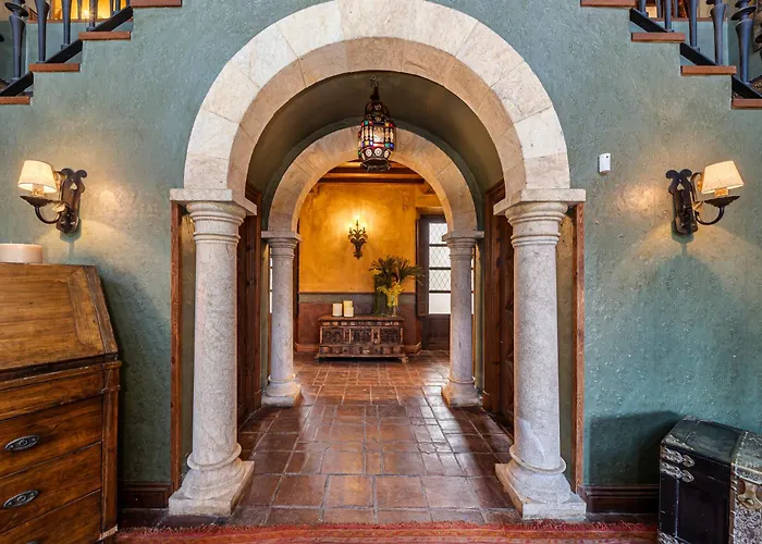 Queens hacienda alamedilla Toledo