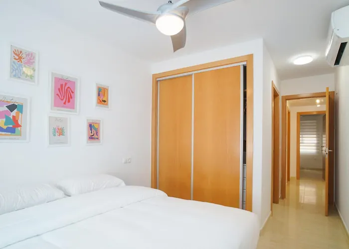 Hotel cerca del colegio: Apartamento Mestral