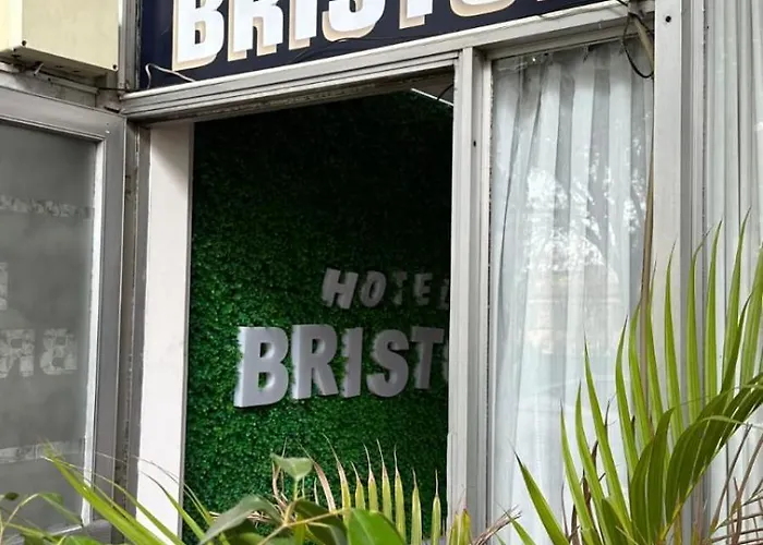 Hotel Bristol