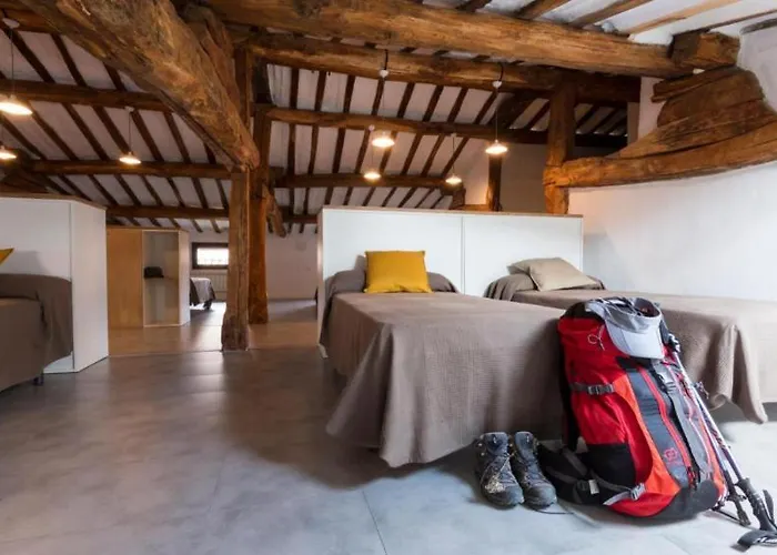 Hotel cerca del colegio: Hostel.B