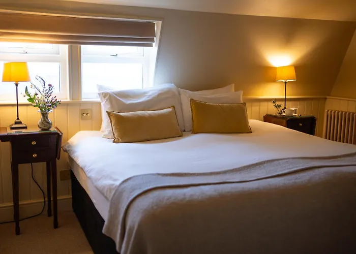 Georgian House Hotel