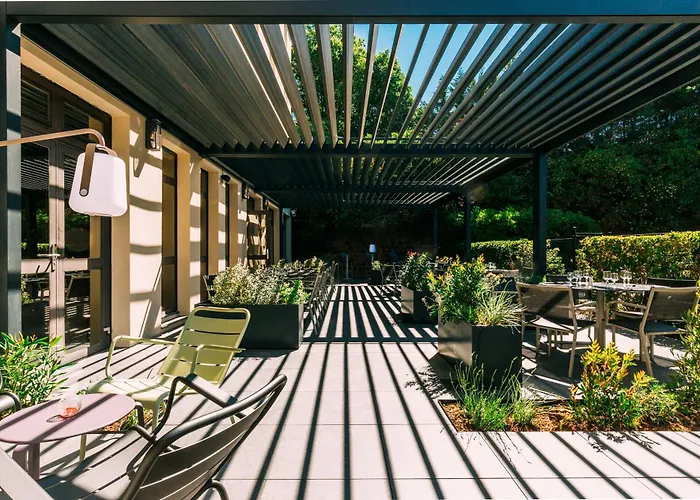 Resort: Escale Oceania Aix-En-Provence