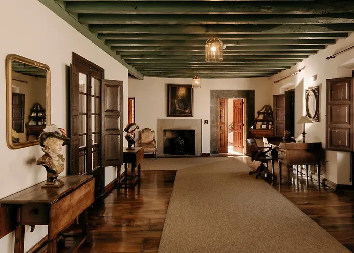 PAX Casona Del Busto