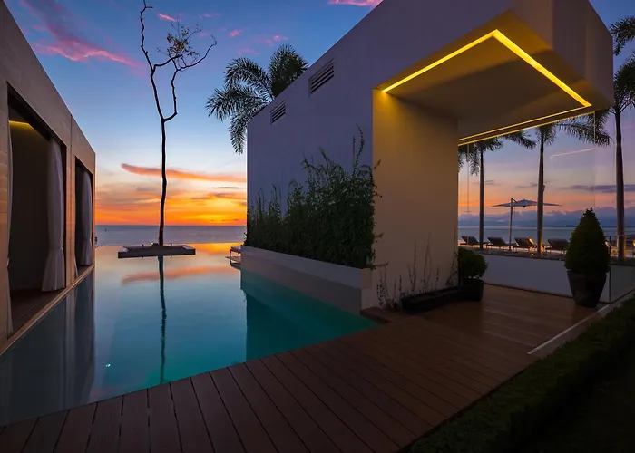 Pier 57 - 710 Fabulous & Luxurious 2 Bedroom Penthouse