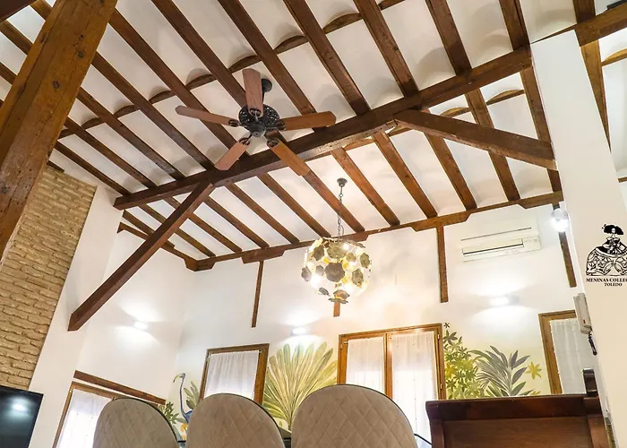 Casa de la Mezquita y Casa de Carretas