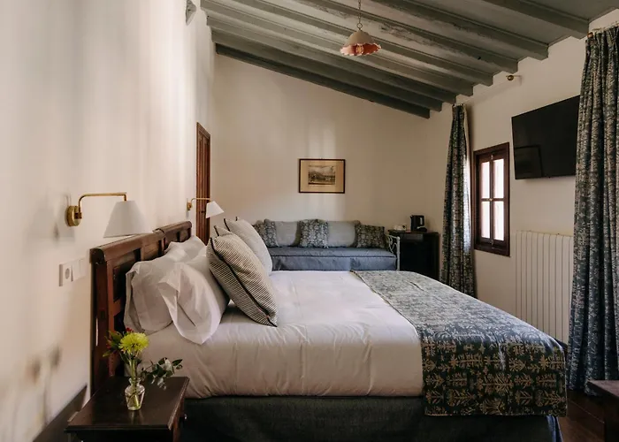 PAX Casona Del Busto