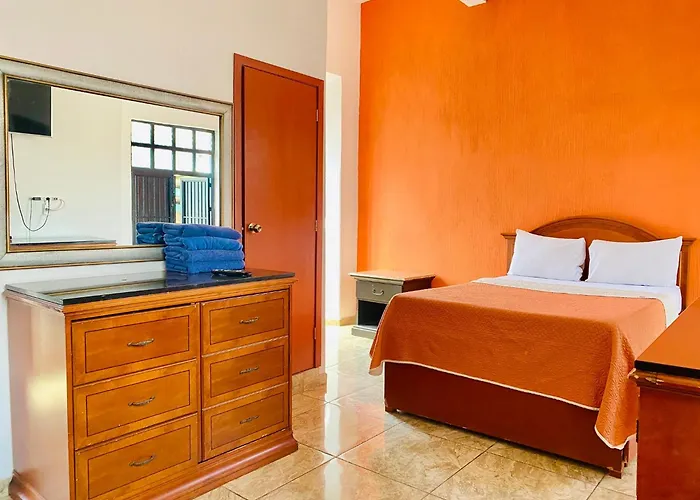 HOTEL hostal de los reyes