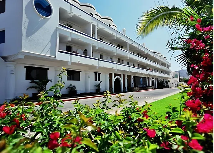 Hotel con tenis: Club Cascadas De Baja