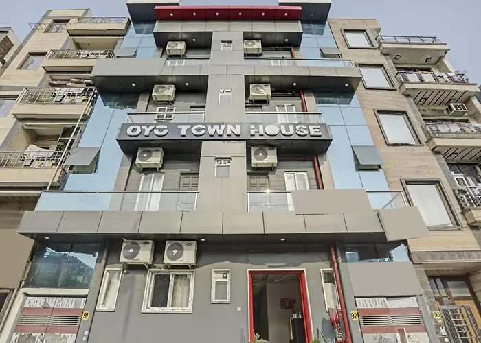 Townhouse Mannat Rohini 16