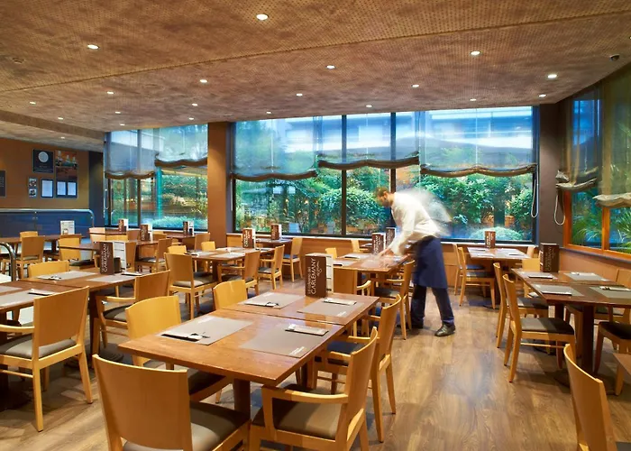 Hotel con tenis: Carlemany Girona