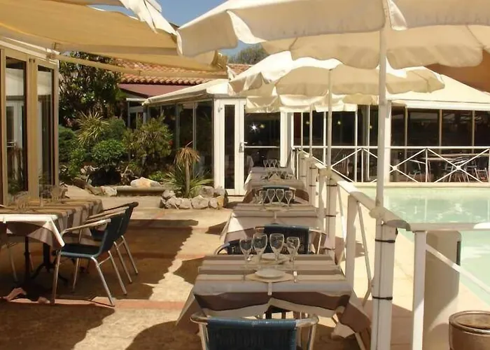 Hotel Le Phoebus Garden & Spa