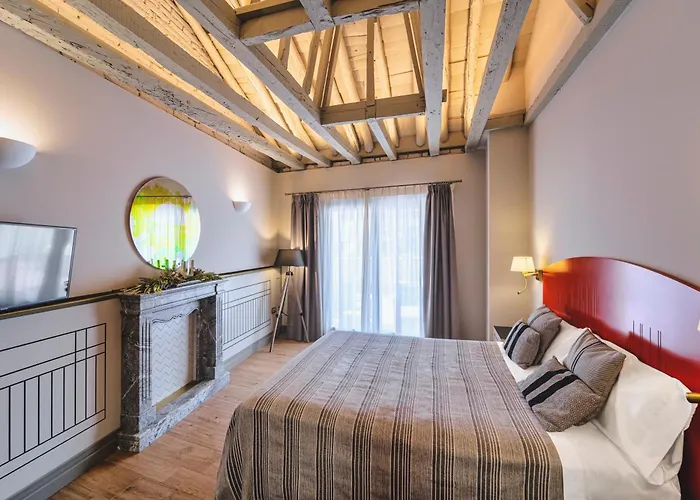 Blue Windows House Apartamentos&Suites