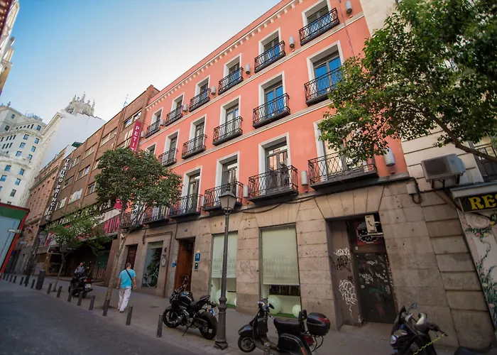 Hotel de 5 estrellas: Petit Palace Tres Cruces