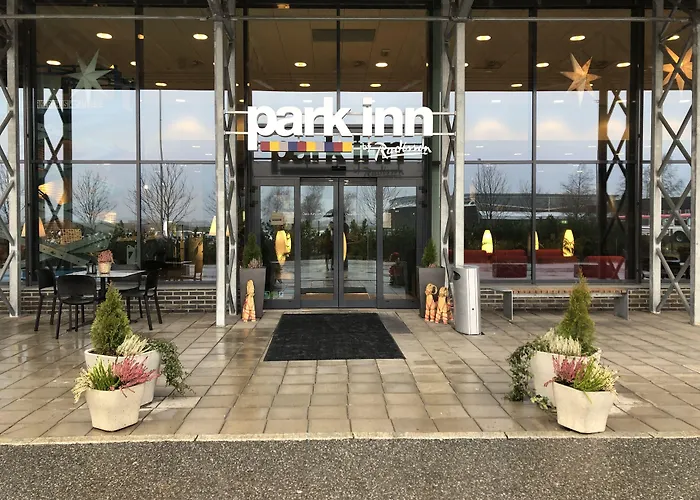  Park Inn By Radisson Oslo Airport West