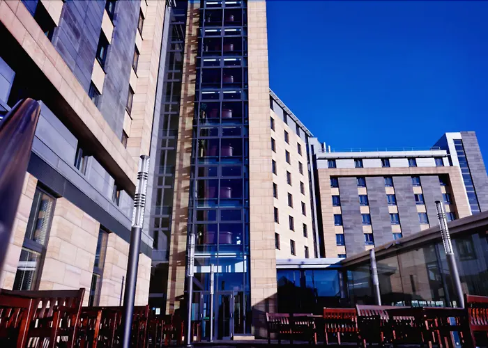 Clayton Hotel, Leeds