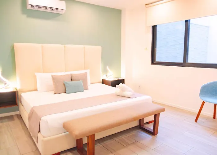 Hotel con piscina: Mare Condo Vacacional Playa del Carmen