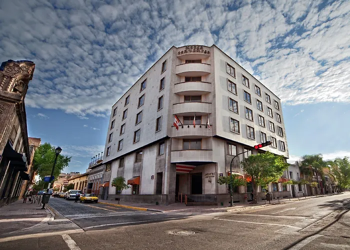 Resort: Hotel Cervantes