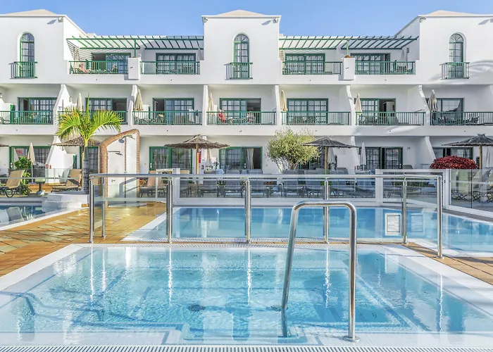 Hotel de 3 estrellas: Club Del Carmen