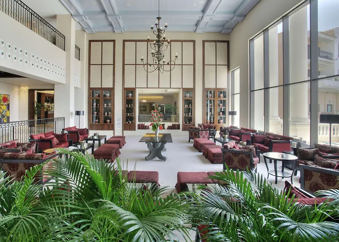 Doubletree By Hilton La Torre Golf