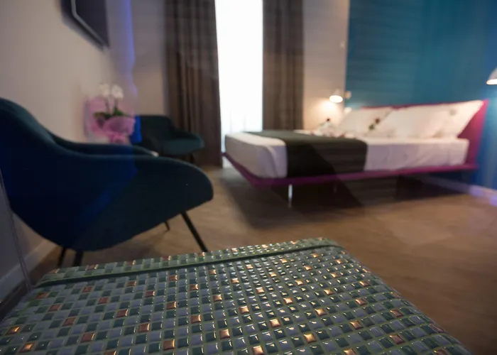 Hoteles con Jacuzzi Ara Suite